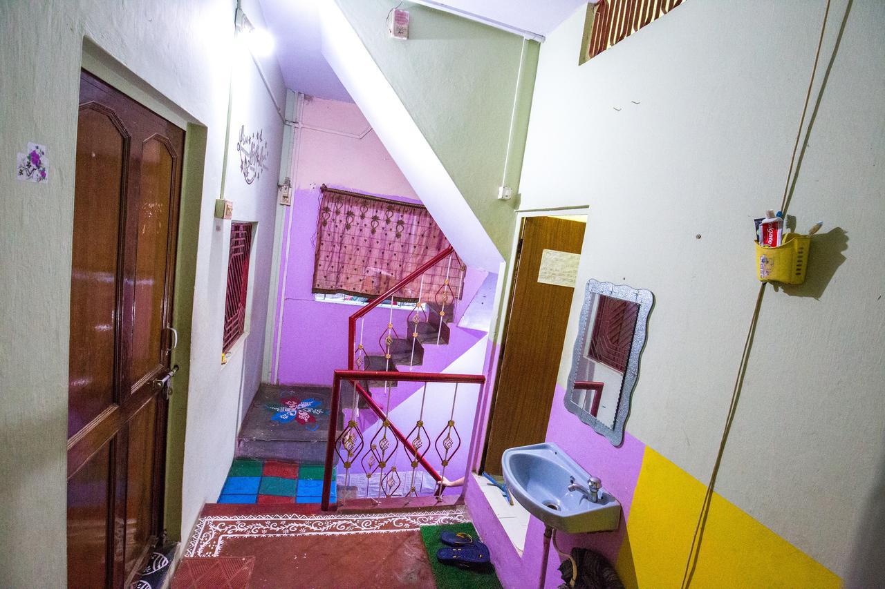 Somit Paying Guest House Varanasi Ngoại thất bức ảnh